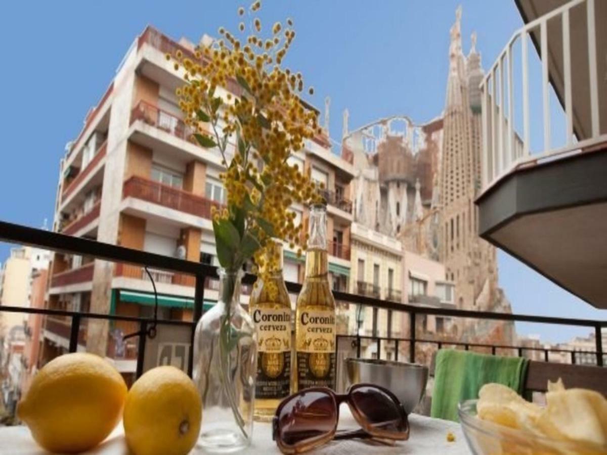Sagrada Familia Bcn Apartment Barcelona Luaran gambar